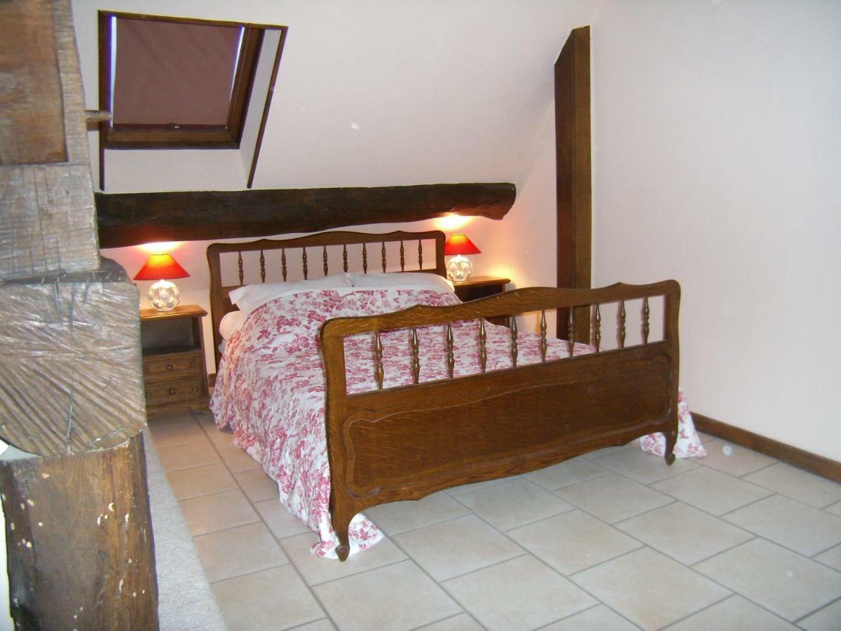 La Chaumiere De Laives Villa Bagian luar foto
