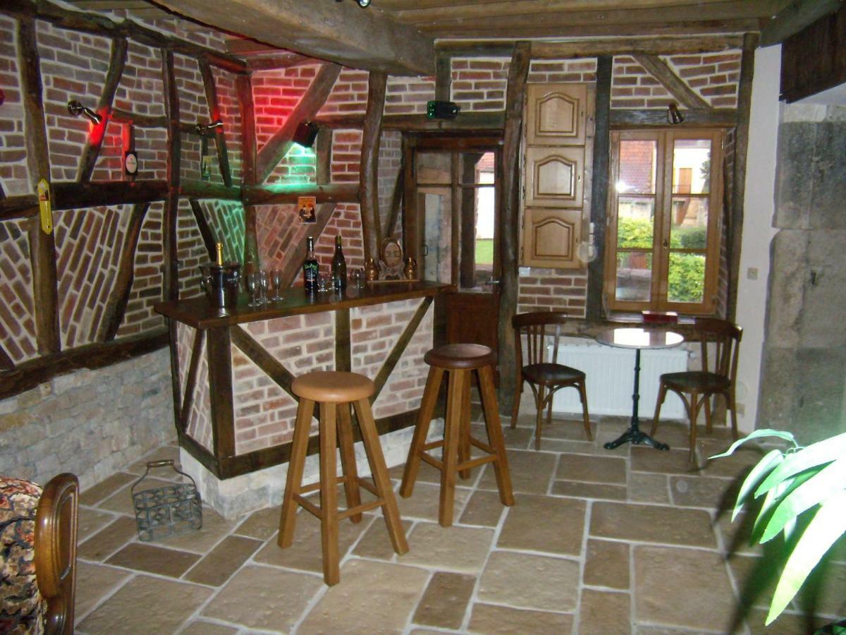 La Chaumiere De Laives Villa Bagian luar foto