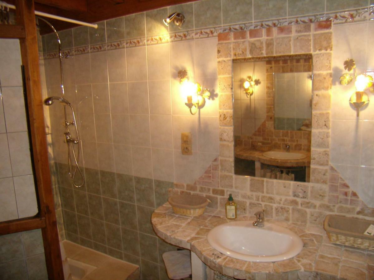 La Chaumiere De Laives Villa Bagian luar foto